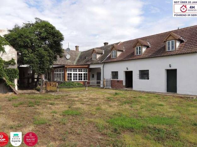 Bauernhaus zum Kauf 349.000 € 8 Zimmer 200 m² 2.700 m² Grundstück Laaer Straße Großrußbach 2113