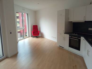 Wohnung zur Miete 1.323 € 2 Zimmer 55,6 m² Geschoss 2/6 frei ab sofort Weststadt Ulm 89077