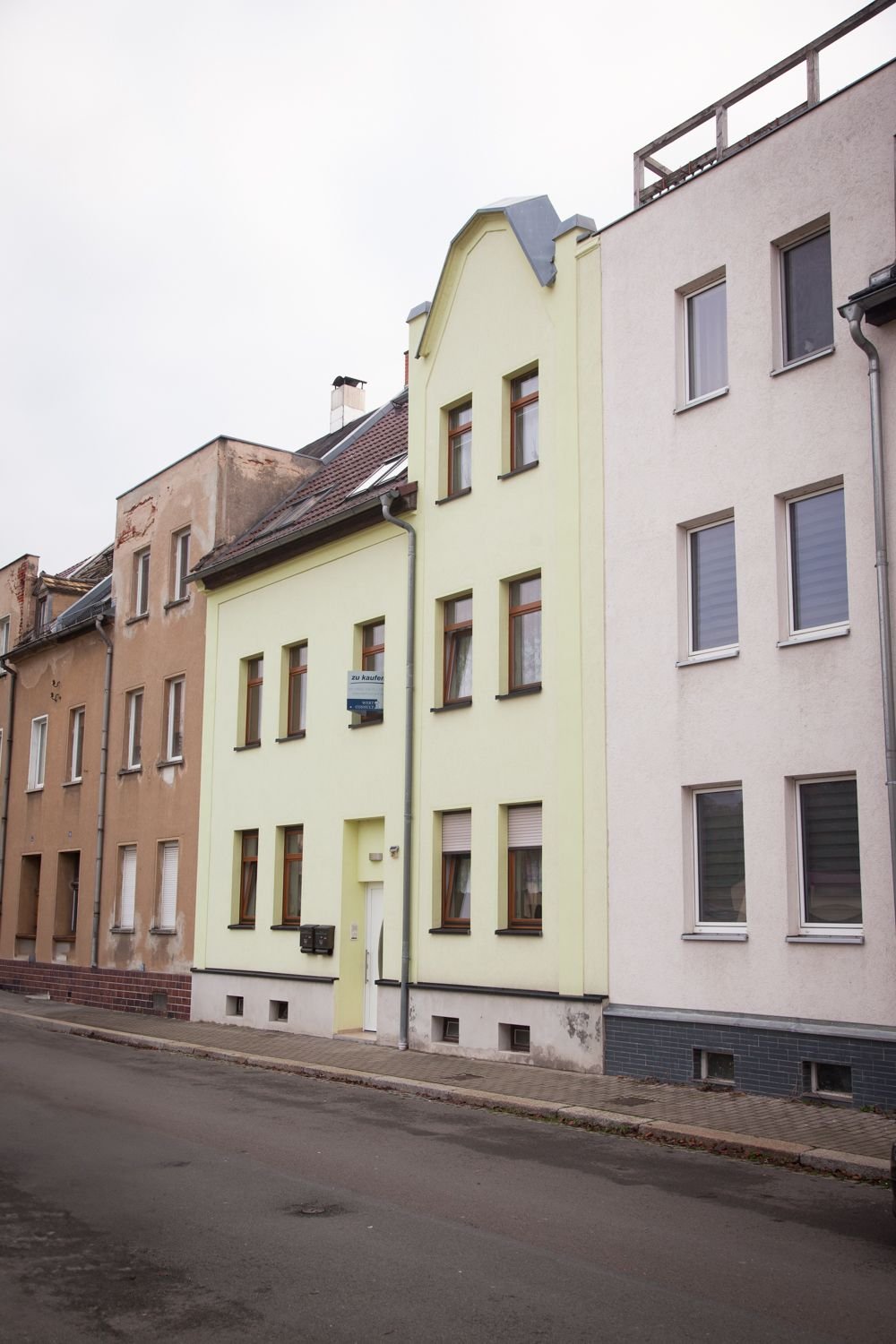 Mehrfamilienhaus zum Kauf 185.000 € 200 m²<br/>Wohnfläche 230 m²<br/>Grundstück Rudolf-Breitscheid-Straße 21 Schmölln Schmölln 04626