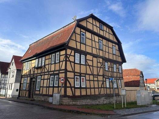 Einfamilienhaus zum Kauf 115.000 € 8 Zimmer 250 m² 343 m² Grundstück Keula Helbedündorf 99713