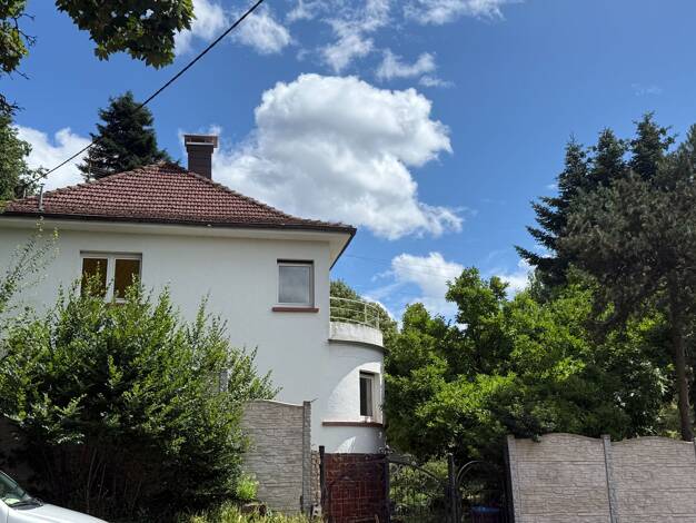 Einfamilienhaus zur Miete 1.400 € 5 Zimmer 156 m² 1.600 m² Grundstück Mettlach 66693