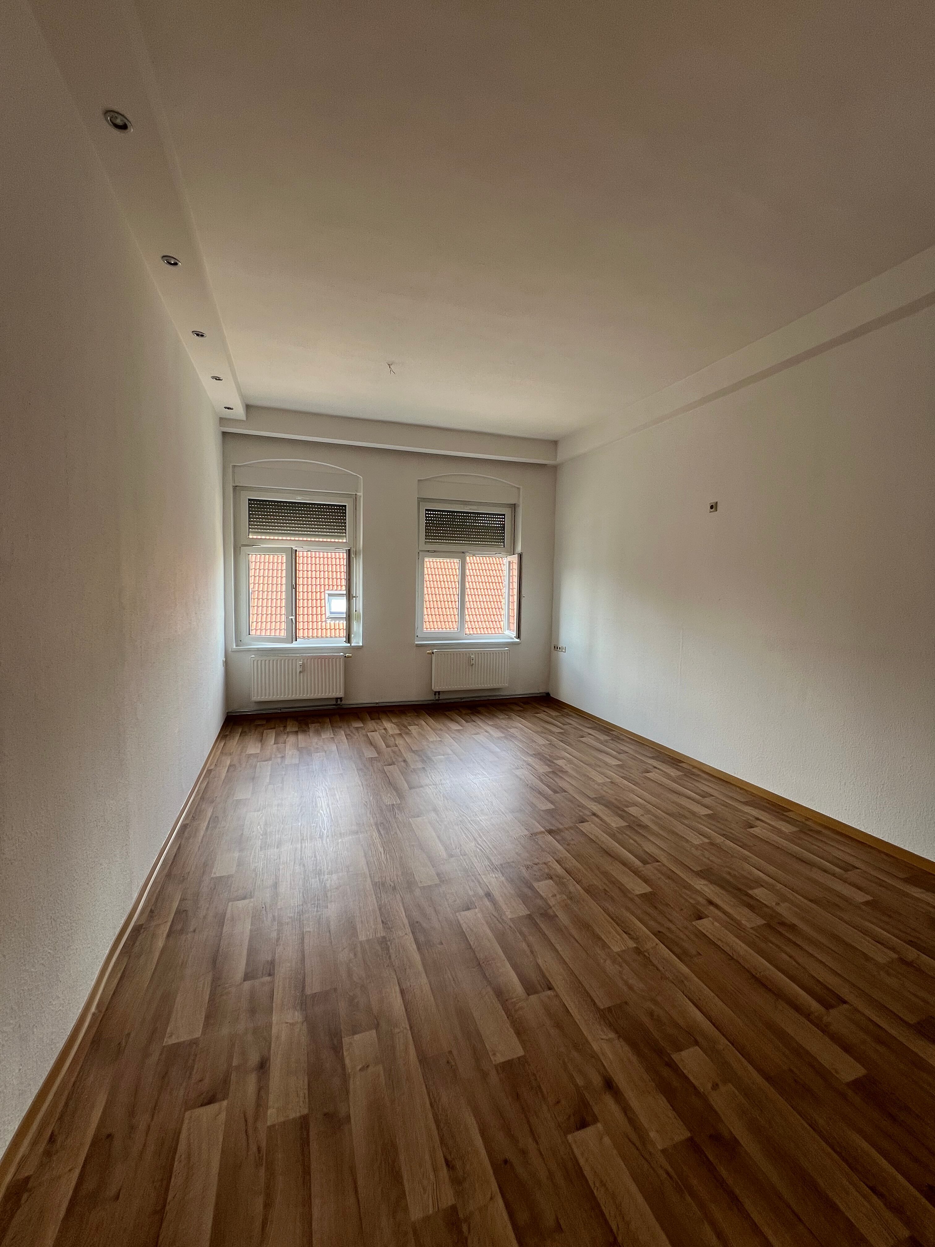 Wohnung zur Miete 315 € 3 Zimmer 70 m²<br/>Wohnfläche 1.<br/>Geschoss Aderstedt Bernburg 06406