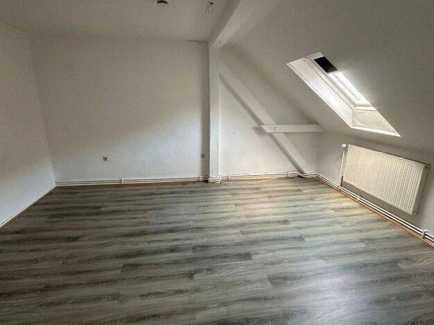 Wohnung zur Miete 500 € 3,5 Zimmer 71 m² 2. Geschoss Helmstedt 38350