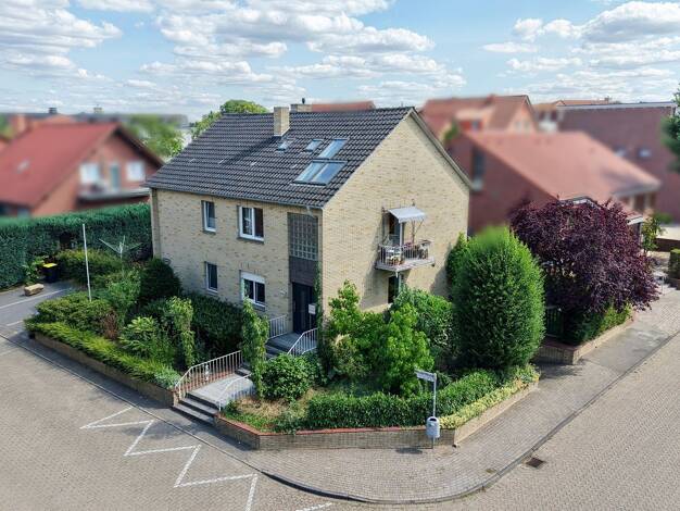Mehrfamilienhaus zum Kauf 369.500 € 8 Zimmer 216,8 m² 523 m² Grundstück Lohne Lohne 49393