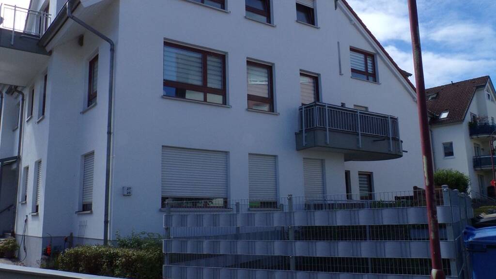 Wohnung zum Kauf 129.000 € 2 Zimmer 56 m² 3 Geschosse frei ab sofort Carl-Behrens-Straße 25 Bannewitz 01728