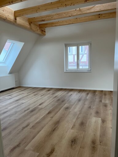 Maisonette zur Miete 1.800 € 4,5 Zimmer 133 m² 1. Geschoss frei ab sofort Schulstrasse 6 Herrenberg Herrenberg 71083