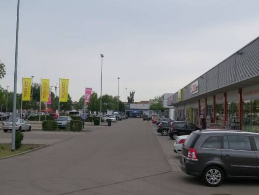 Laden zur Miete provisionsfrei 3.500 € 395 m² Verkaufsfläche Am Schwarzen Graben 12 Nersingen Nersingen 89278