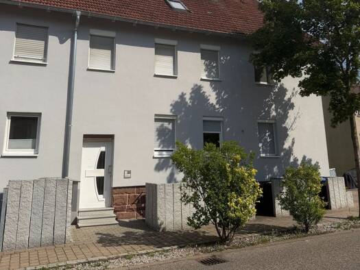 Wohnung zur Miete 750 € 4 Zimmer 75 m² Geschoss 1/3 frei ab 01.09.2026 Tiefenbronn Tiefenbronn 75233