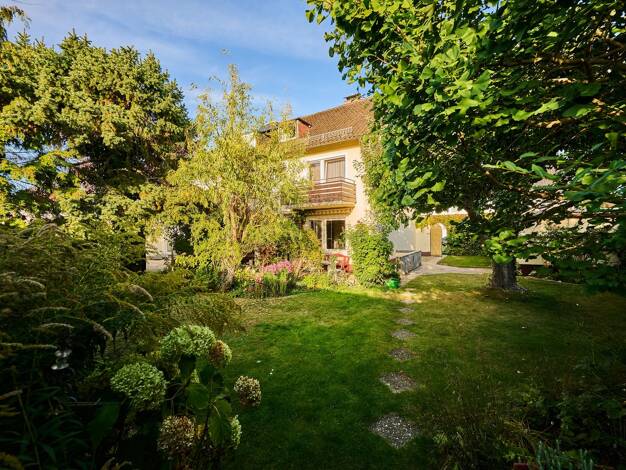 Doppelhaushälfte zum Kauf 349.000 € 5 Zimmer 118,1 m² 380 m² Grundstück Straubing Straubing 94315