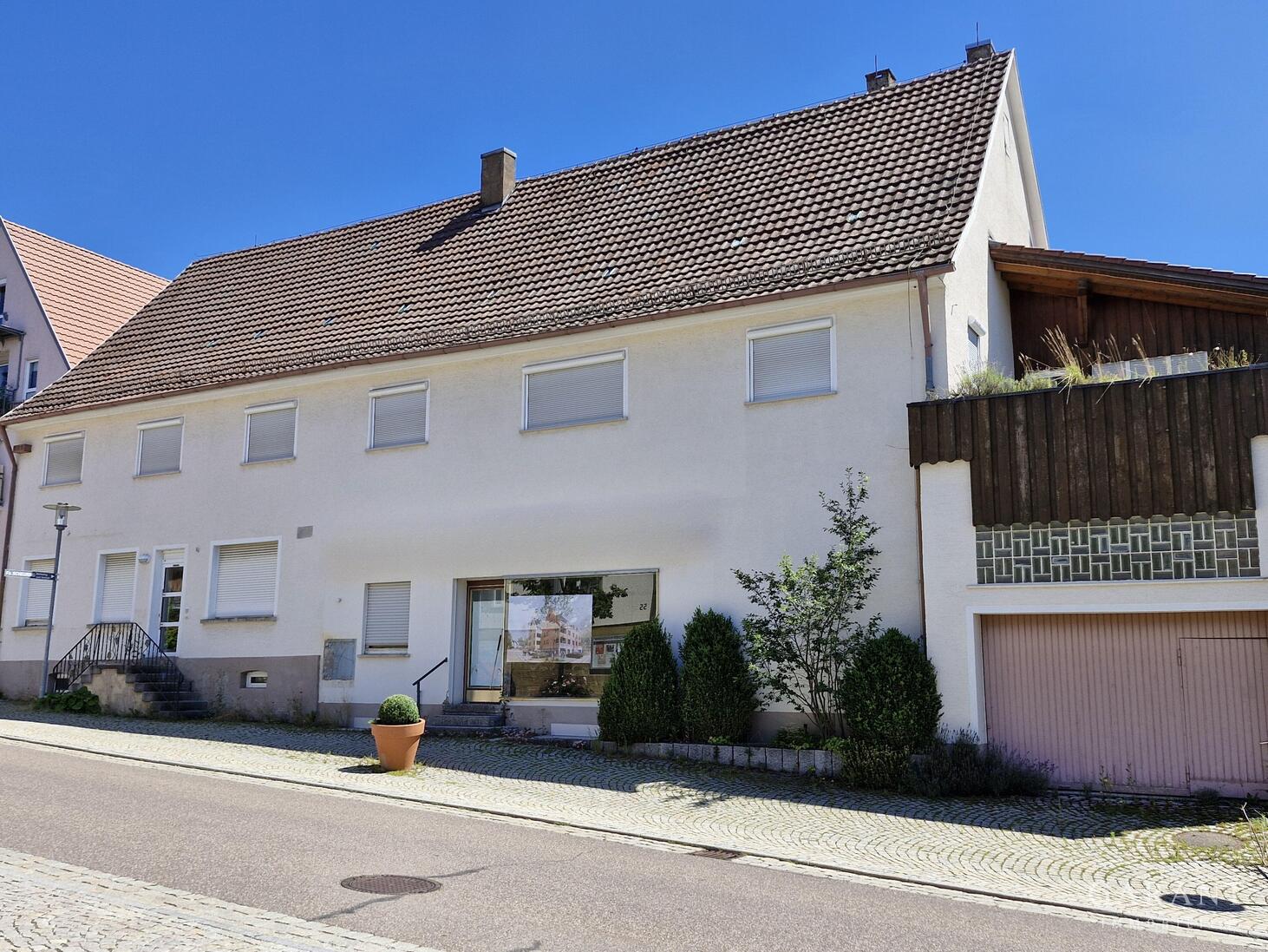 Einfamilienhaus zum Kauf 450.000 € 9 Zimmer 227 m²<br/>Wohnfläche 948 m²<br/>Grundstück Börtlingen Börtlingen 73104