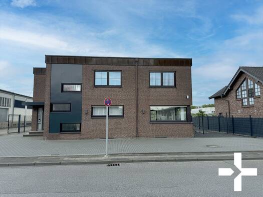 Bürogebäude zur Miete provisionsfrei 2.626 € 270 m² Bürofläche Wickrath Mönchengladbach 41189