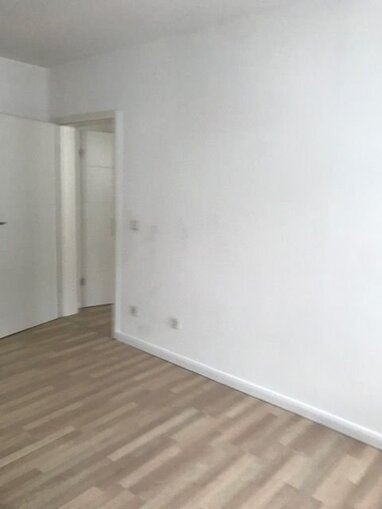 Wohnung zur Miete 300 € 1 Zimmer 48 m² EG frei ab sofort Südstr. 4 Engpaß Magdeburg 39104