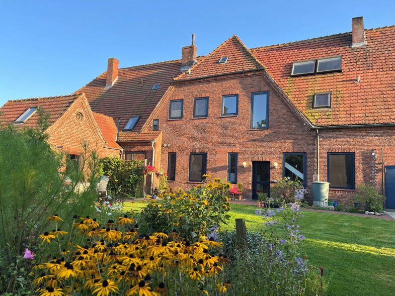 Mehrfamilienhaus zum Kauf provisionsfrei 930.000 € 15 Zimmer 505 m² 5.368 m² Grundstück Ahneby 24996