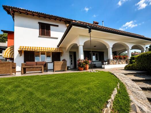 Einfamilienhaus zum Kauf 1.250.000 € 4 Zimmer 396 m² frei ab sofort Verbania 28922
