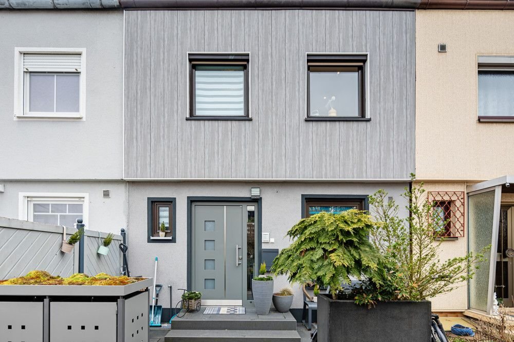 Reihenmittelhaus zum Kauf 769.000 € 3 Zimmer 137 m²<br/>Wohnfläche 140 m²<br/>Grundstück ab sofort<br/>Verfügbarkeit Puchheim Puchheim 82178