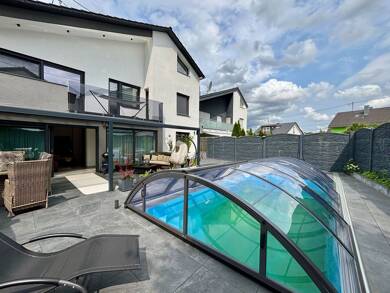Einfamilienhaus zur Miete 3.000 € 6 Zimmer 240 m² 600 m² Grundstück frei ab 01.08.2025 Hegnach Waiblingen 71334