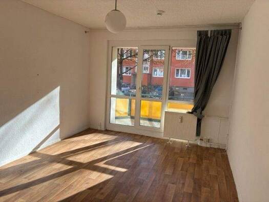 Wohnung zur Miete 336 € 3 Zimmer 59,9 m² EG Kastanienweg 51 Bernburg Bernburg (Saale) 06406
