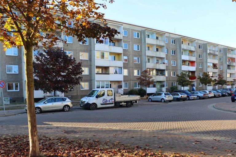 Wohnung zur Miete 325 € 3 Zimmer 56,8 m²<br/>Wohnfläche 2.<br/>Geschoss Wörlitzer Str. 45 Innerstädtischer Bereich Nord 12 Dessau-Roßlau 06844