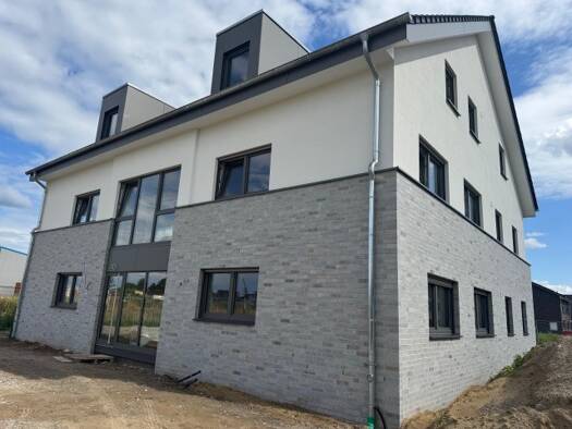 Wohnung zur Miete - Erstbezug 1.066 € 3 Zimmer 79 m² frei ab sofort Harsewinkel 33428