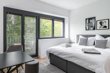 Wohnung zur Miete Wohnen auf Zeit 1.290 € 1 Zimmer 25 m² frei ab 31.12.2024 Mariannenplatz Kreuzberg Berlin 10997