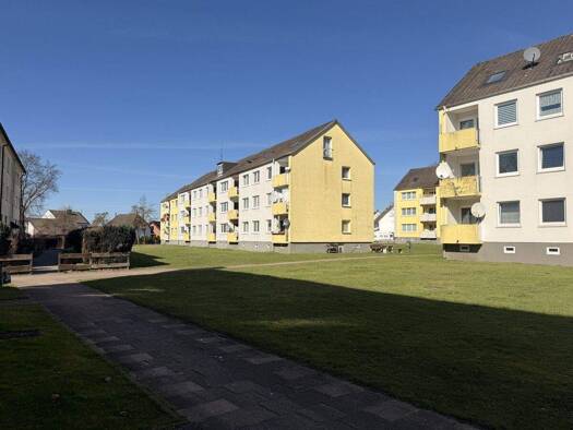 Wohnung zum Kauf 84.500 € 3 Zimmer 70,3 m² frei ab sofort Schwanewede 28790