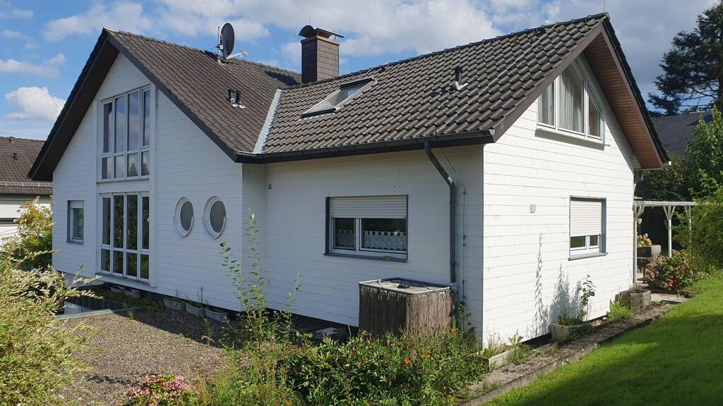 Einfamilienhaus zum Kauf 299.000 € 10 Zimmer 209 m² 1.149 m² Grundstück frei ab sofort Augustdorf 32832