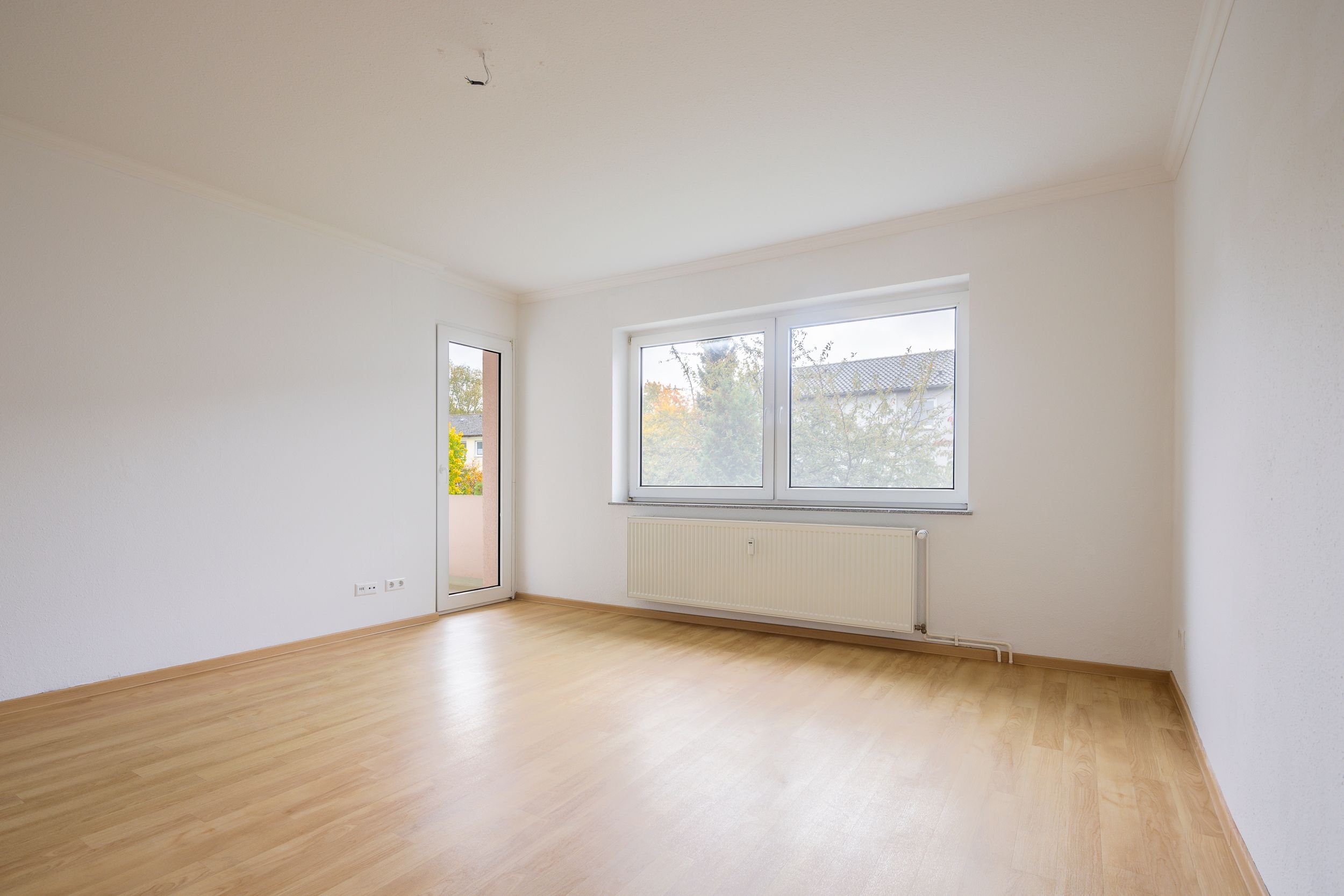 Wohnung zum Kauf 205.000 € 4 Zimmer 72 m²<br/>Wohnfläche 1.<br/>Geschoss Langenhagen - Mitte Langenhagen 30853