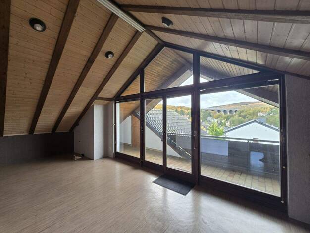 Mehrfamilienhaus zum Kauf 706.000 € 9 Zimmer 228 m² 786 m² Grundstück Niedernhausen 65527