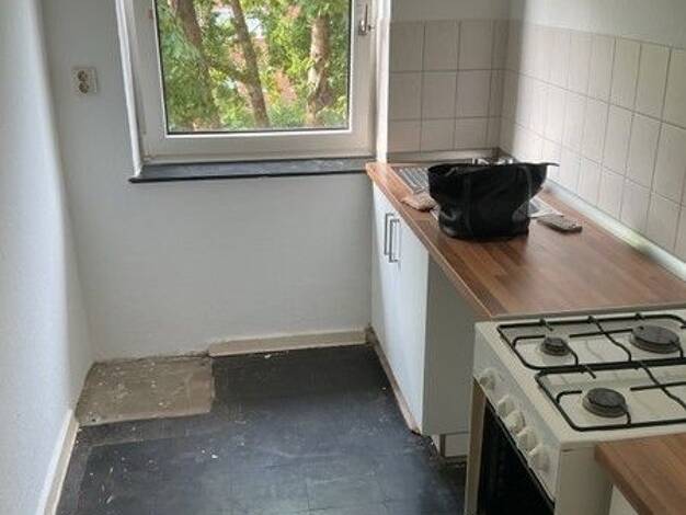 Wohnung zur Miete 280 € 1 Zimmer 30,7 m² 2. Geschoss frei ab sofort Mozartstraße 6 Schleswig 24837