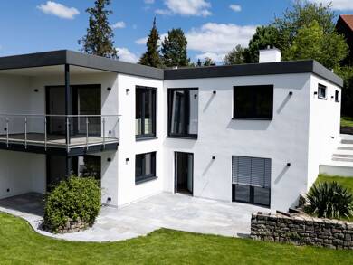 Bungalow zum Kauf provisionsfrei 1.200.000 € 196 m² 712 m² Grundstück Würzburg 97080