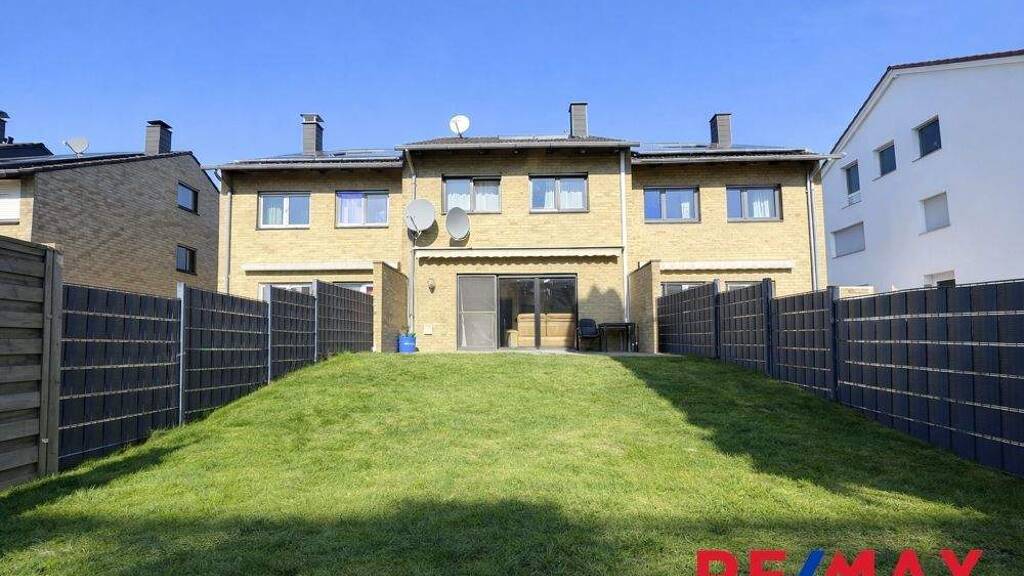 Reihenmittelhaus zum Kauf 260.000 € 4 Zimmer 102,7 m² 167 m² Grundstück Dahl Paderborn / Dahl 33100