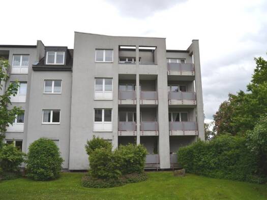 Wohnung zur Miete 605 € 3 Zimmer 74,9 m² 2. Geschoss frei ab 01.10.2026 Birkenallee 101 Altenbauna Baunatal 34225