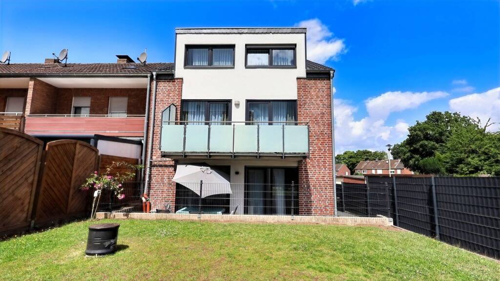 Mehrfamilienhaus zum Kauf 649.500 € 9 Zimmer 215,3 m² 288 m² Grundstück Waldniel Schwalmtal 41366