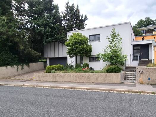Einfamilienhaus zur Miete 2.100 € 5 Zimmer 150 m² Amberg Amberg 92224