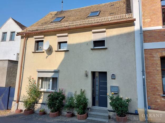 Reihenmittelhaus zum Kauf 60.000 € 5 Zimmer 110 m² 200 m² Grundstück frei ab sofort Dommitzsch Dommitzsch 04880