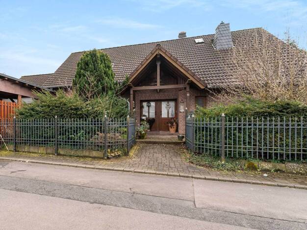Einfamilienhaus zum Kauf 430.000 € 6 Zimmer 170 m² 2.290 m² Grundstück Feusdorf 54584