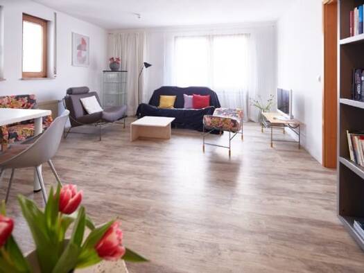 Studio zur Miete 1.100 € 2 Zimmer 50 m² Geschoss 1/3 frei ab sofort Alt-Württemberg-Allee 9 Mitte Ludwigsburg 71638