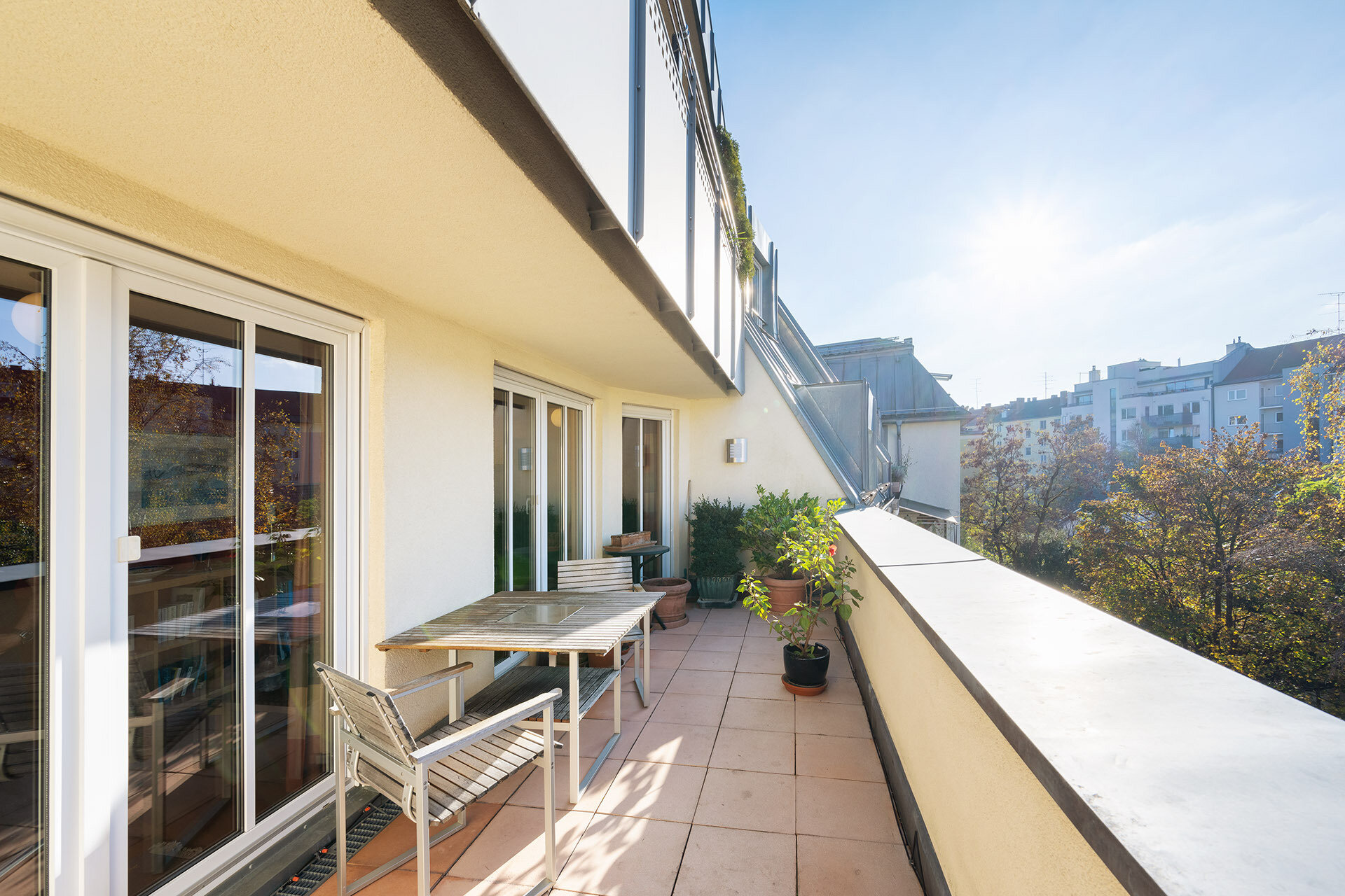 Wohnung zum Kauf 1.380.000 € 3 Zimmer 112,8 m²<br/>Wohnfläche 3.<br/>Geschoss 01.05.2025<br/>Verfügbarkeit Untere Au München 81541