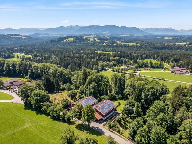 Doppelhaushälfte zum Kauf 1.100.000 € 7 Zimmer 200 m² 1.824 m² Grundstück Hechenberg Dietramszell 83623