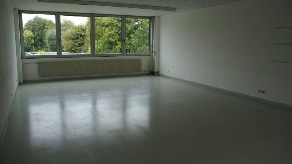 Lagerhalle zur Miete provisionsfrei 2.200 m² Lagerfläche Aalen 73431