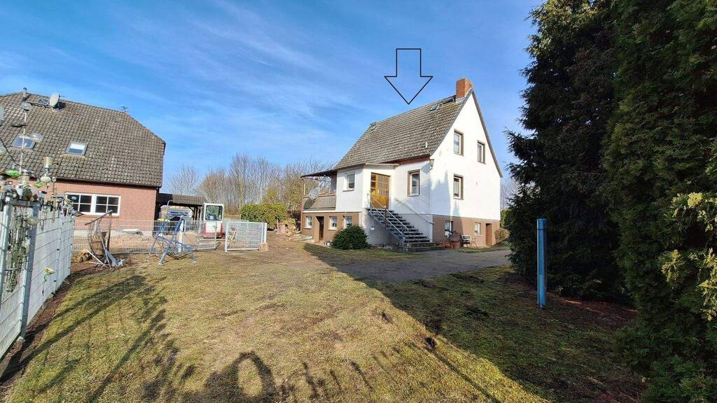 Einfamilienhaus zum Kauf 135.000 € 4 Zimmer 110 m² 3.400 m² Grundstück frei ab 01.05.2026 Prenzlau 17291