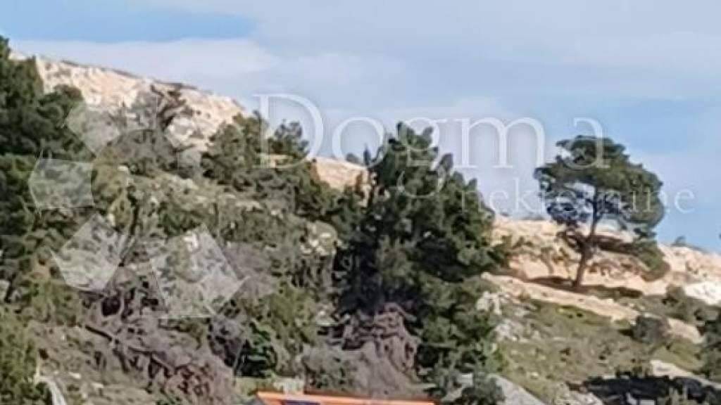 Land-/Forstwirtschaft zum Kauf 516.000 € Supetar