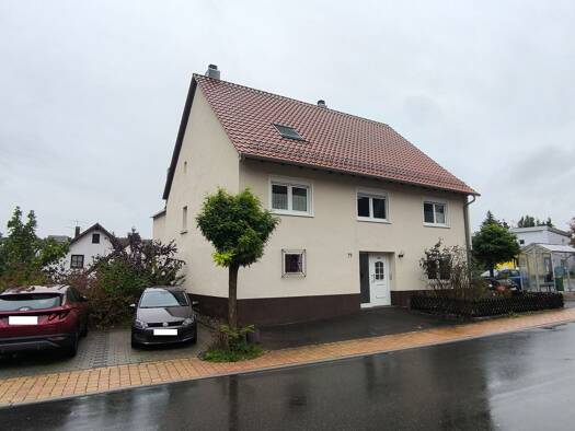 Einfamilienhaus zum Kauf 349.000 € 9 Zimmer 200 m² 850 m² Grundstück frei ab sofort Hauptstraße 71 Sulzbach Billigheim 74842