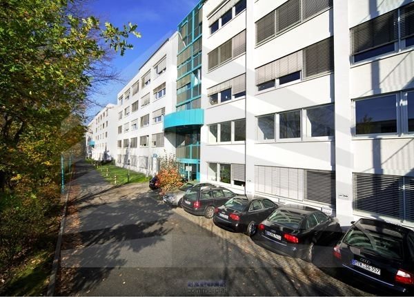 Bürofläche zur Miete 7 € 349,9 m²<br/>Bürofläche ab 349,9 m²<br/>Teilbarkeit Niederhöchstadt Eschborn 65760