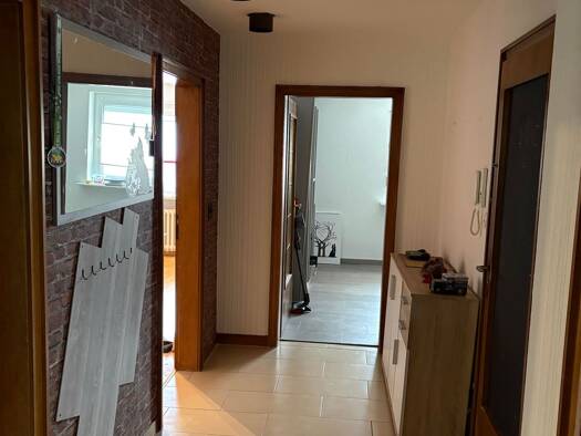 Wohnung zur Miete 700 € 3,5 Zimmer 86 m² Geschoss 2/3 frei ab 01.05.2026 Sterkrade-Mitte Oberhausen 46145