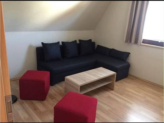 Wohnung zur Miete 850 € 2 Zimmer 48 m² Geschoss 1/1 frei ab 01.10.2026 Herzogenaurach 91074