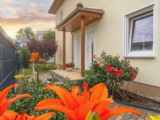 Mehrfamilienhaus zum Kauf 790.000 € 7 Zimmer 228 m² 605 m² Grundstück frei ab 01.01.2026 Groß Glienicke Potsdam 14476