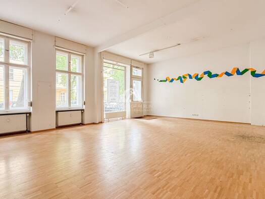 Laden zum Kauf provisionsfrei 4.359 € 3 Zimmer 98,4 m² Verkaufsfläche Florastr. 21 Pankow Berlin 13187