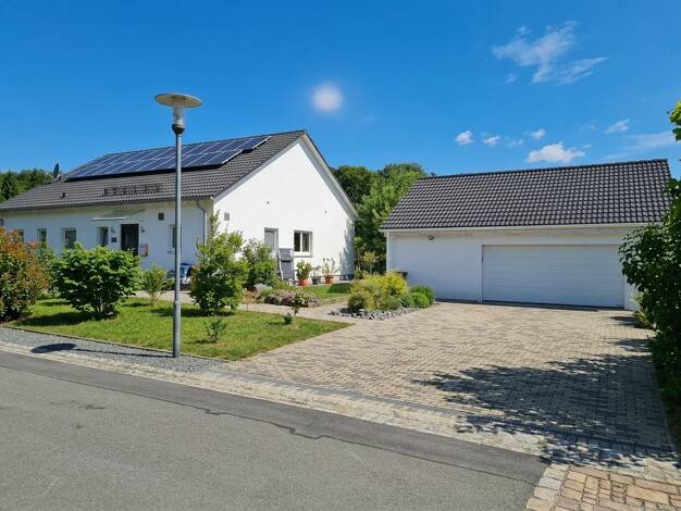 Einfamilienhaus zum Kauf provisionsfrei 470.000 € 3 Zimmer 112 m² 885 m² Grundstück Windischgaillenreuth Ebermannstadt 91320