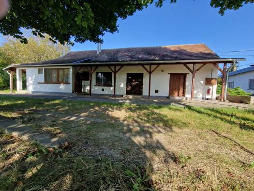 Freifläche zum Kauf 249.000 € 600 m² Lagerfläche Polgárdi 8154